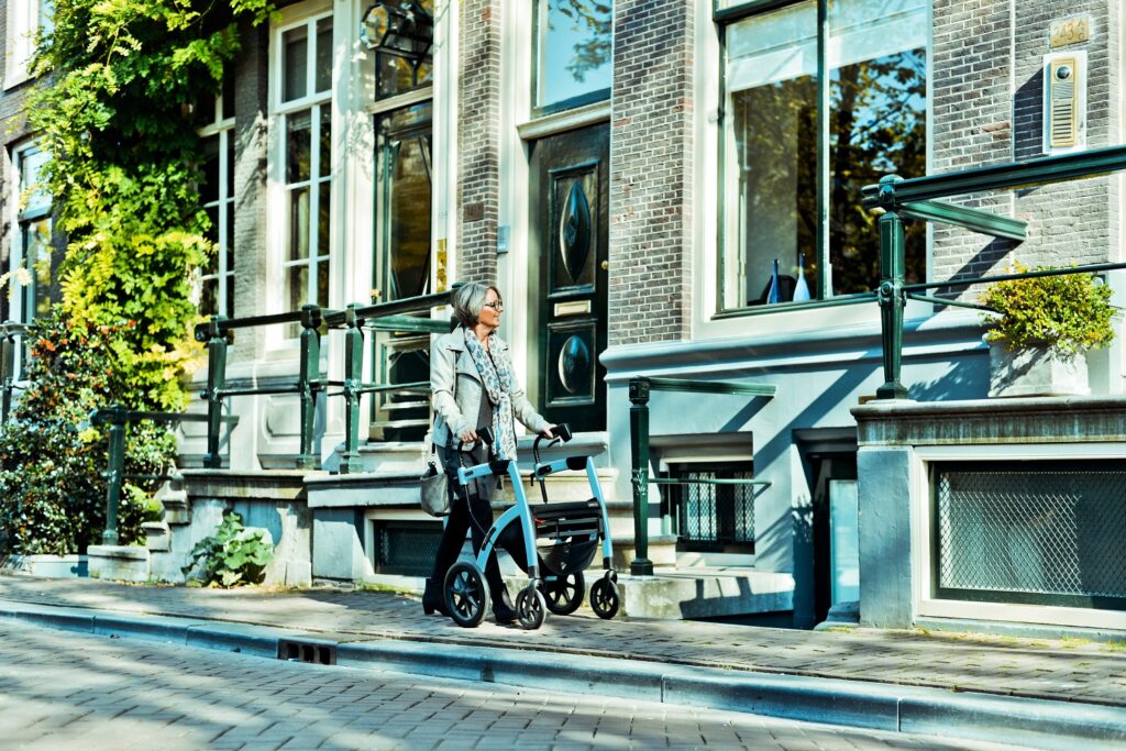 Rollz-Motion²-Small-rollator